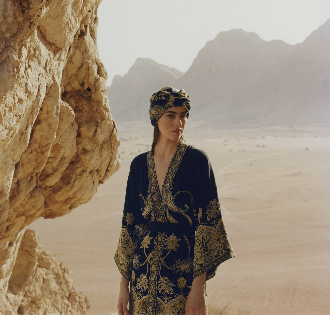 ETRO UNVEILS THE ‘ARABESQUE PAISLEY’ CAPSULE COLLECTION