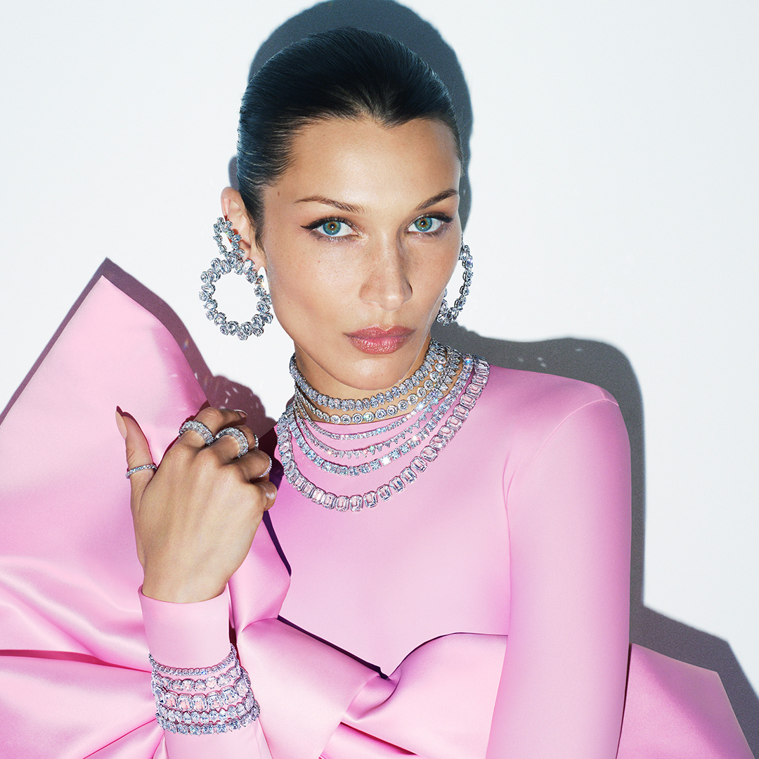 Open the wonder with Swarovski this holiday season