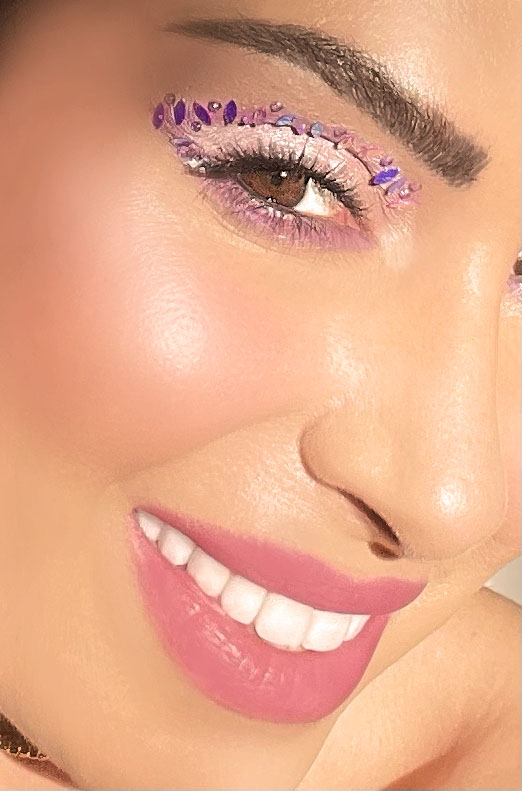DOING MY MAKEUP USING ONE EYESHADOW PALETTE